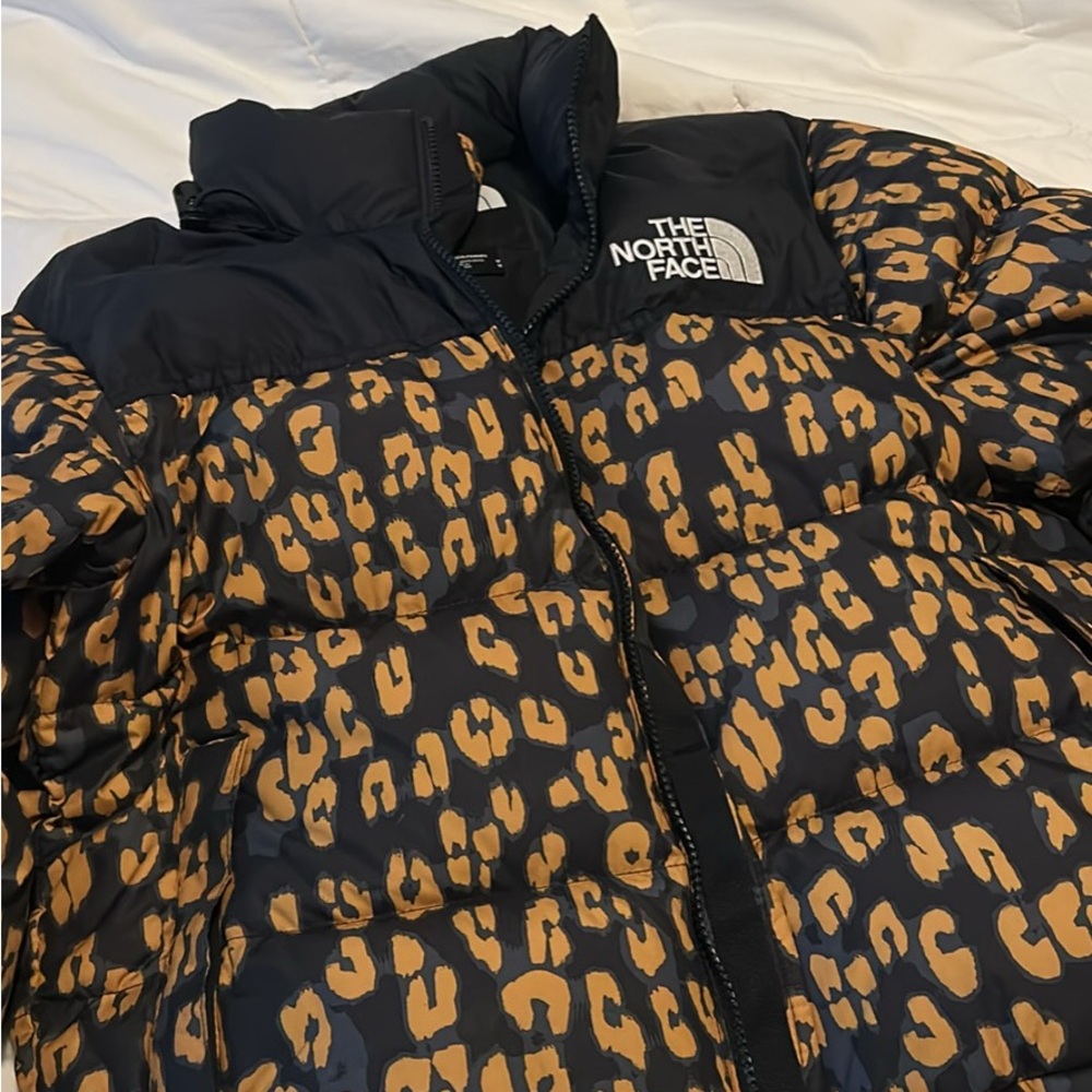 The North Face Nuptse Jacket - Yellow Leopard - Picture 2 of 6